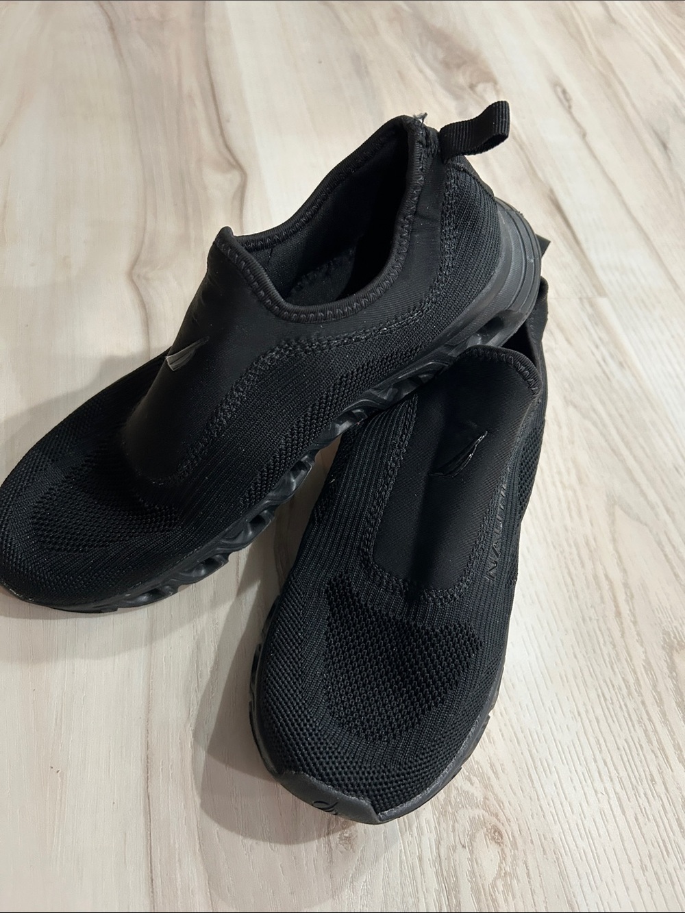 Nautica Women’s Black Slip-On Mesh Sneakers
